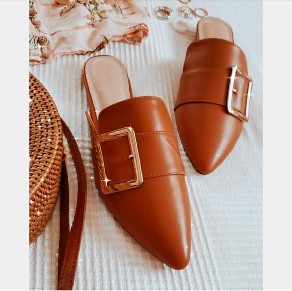 🚨The Rebecca//Tan mule flat - Picture 5 of 8
